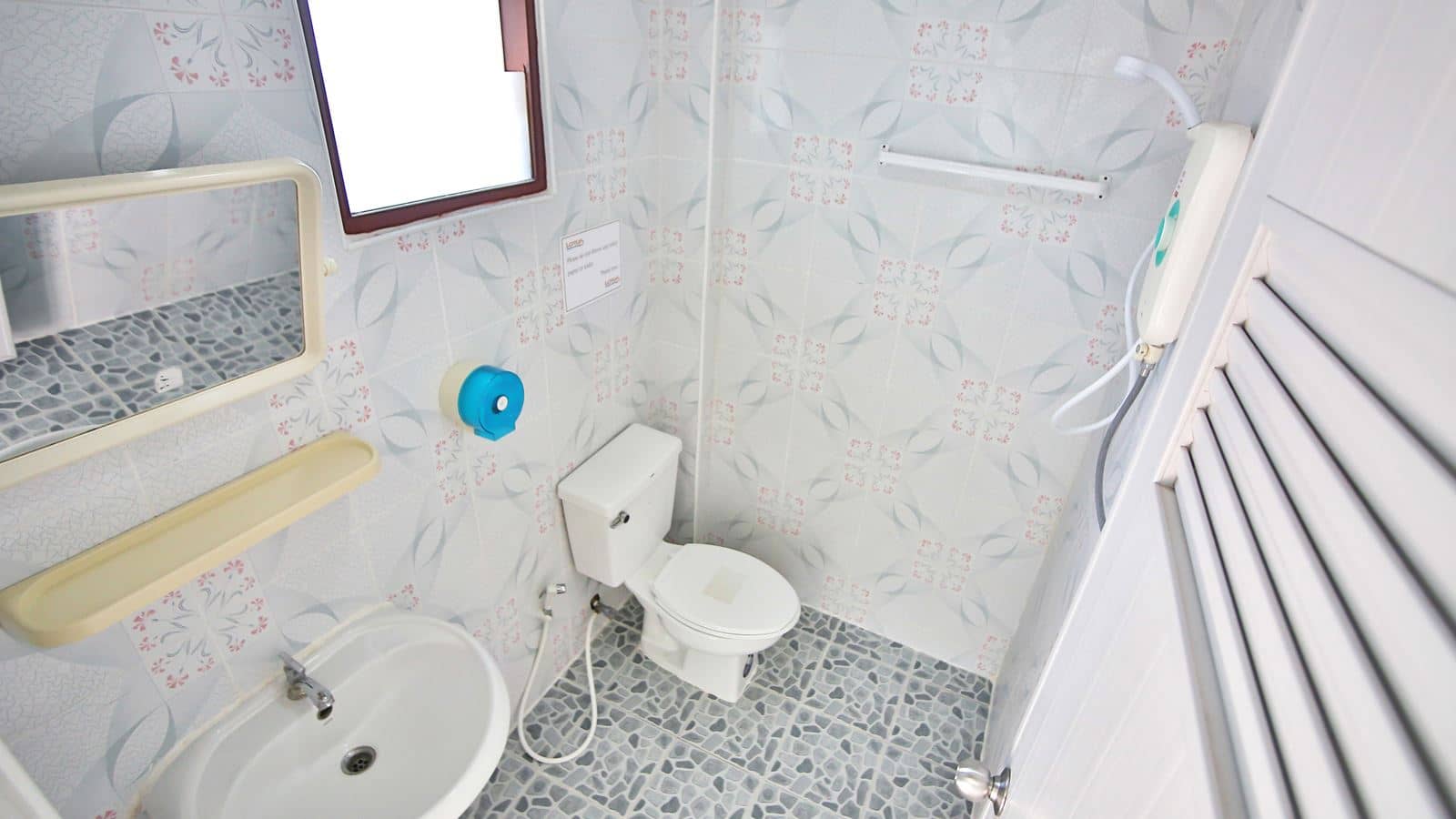 rooms-family-room