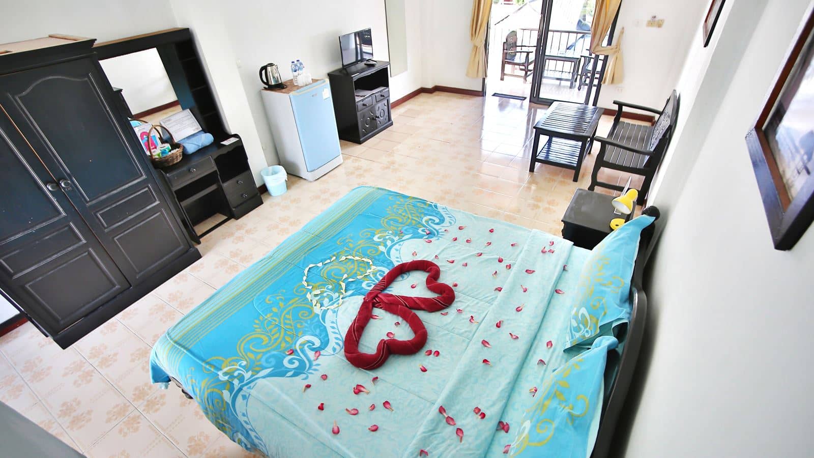 rooms-superior-room