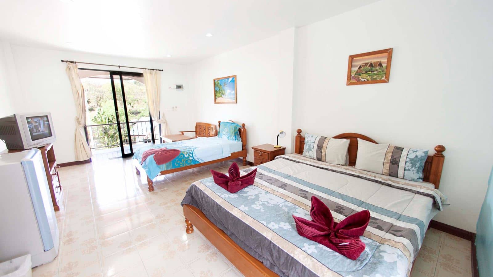 rooms-triple-room