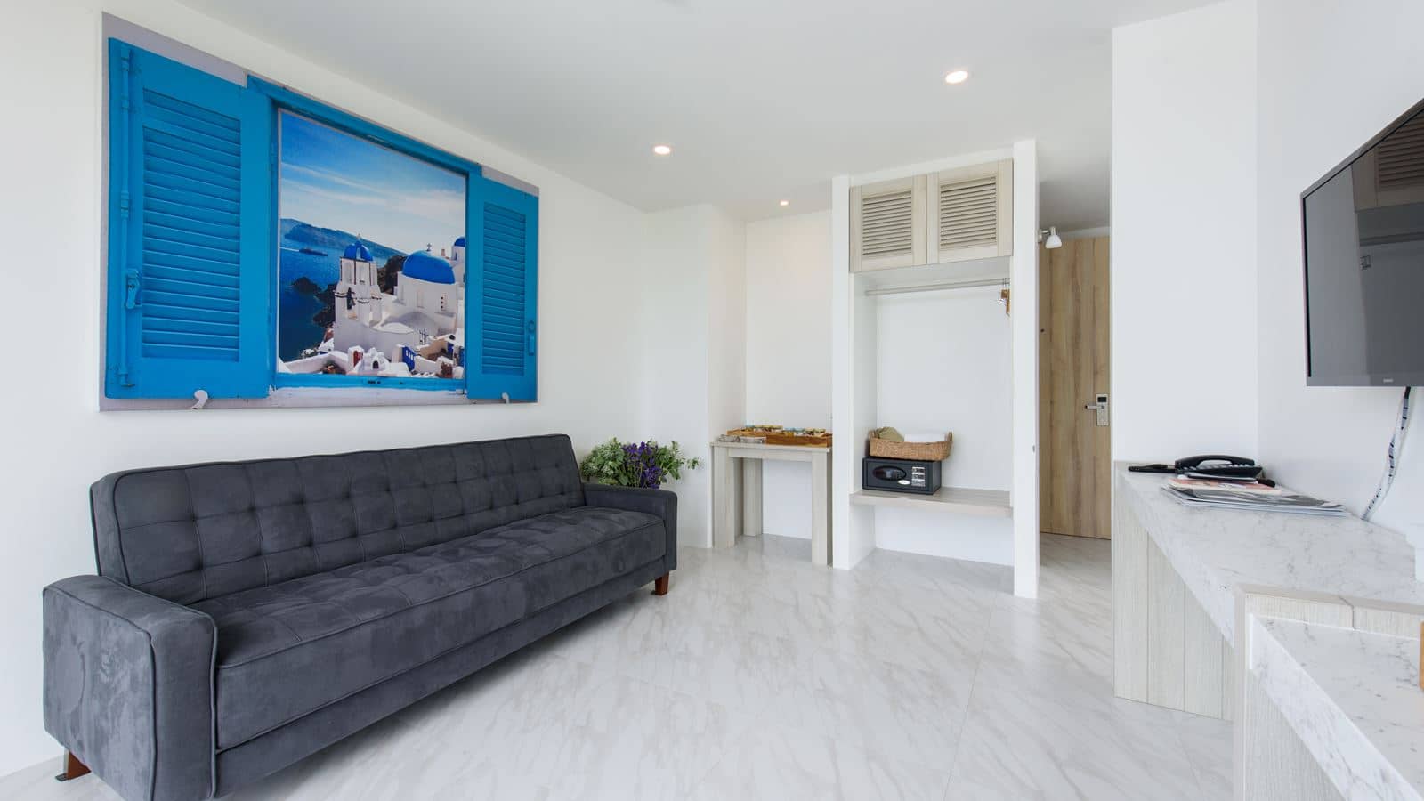 rooms-deluxe-room