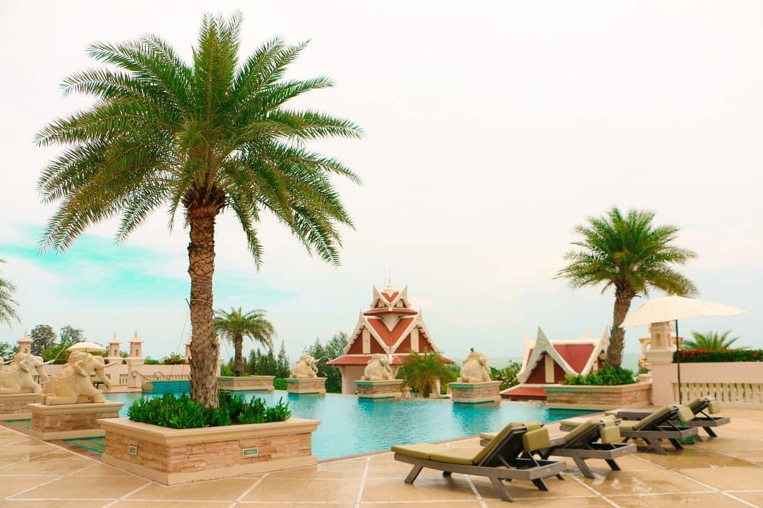pools-outdoor-pool