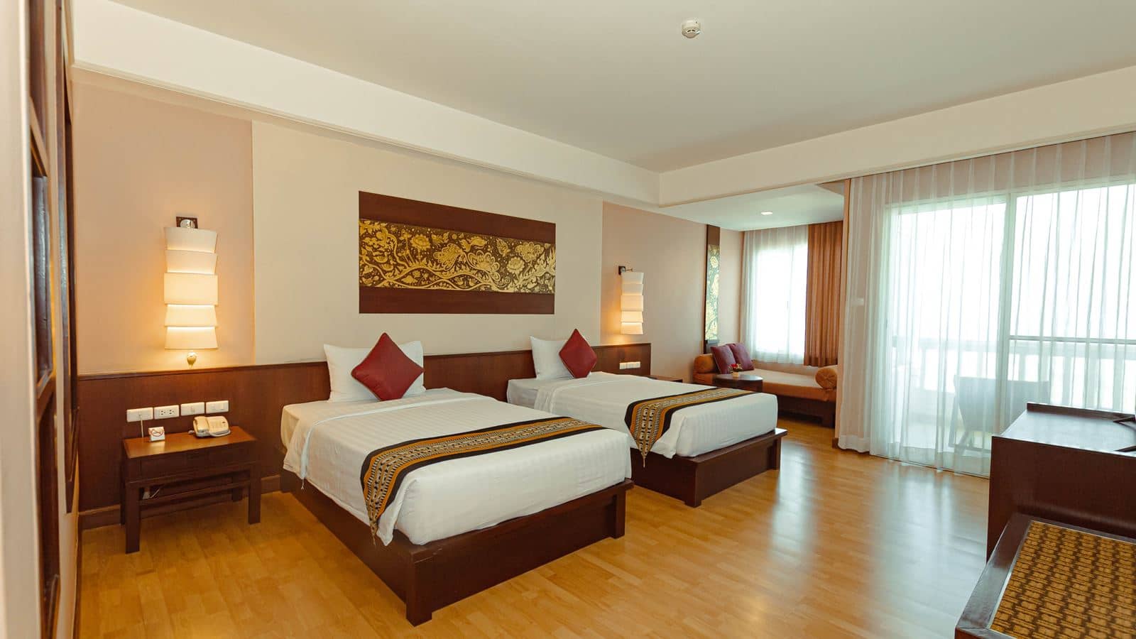 rooms-deluxe-mountain-view