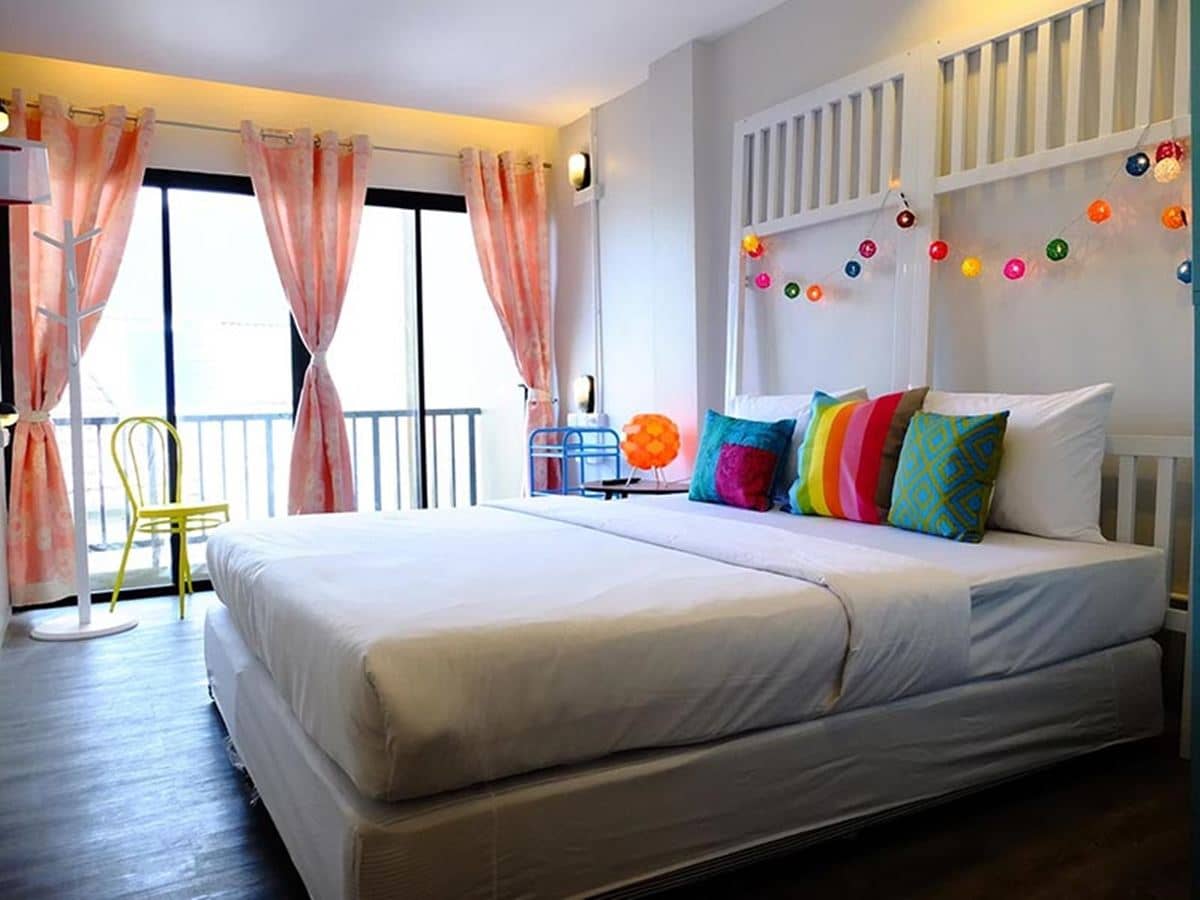 rooms-superior-room