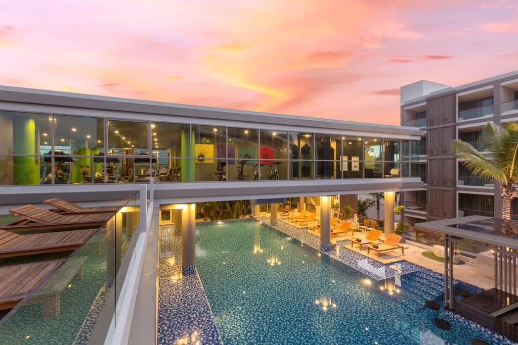 pools-outdoor-pool