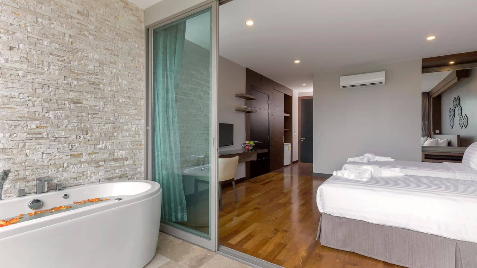 rooms-two-bedroom