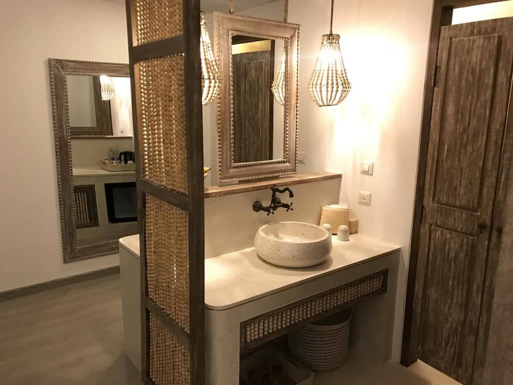 rooms-deluxe-garden-pool-access