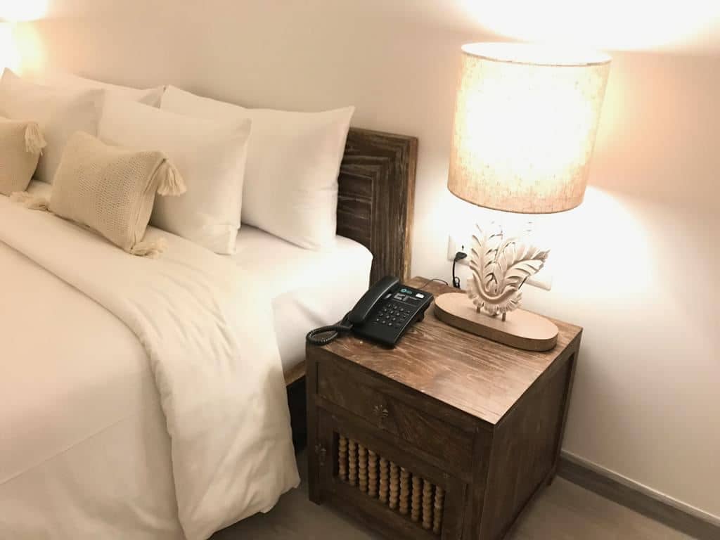 rooms-deluxe-garden-pool-access