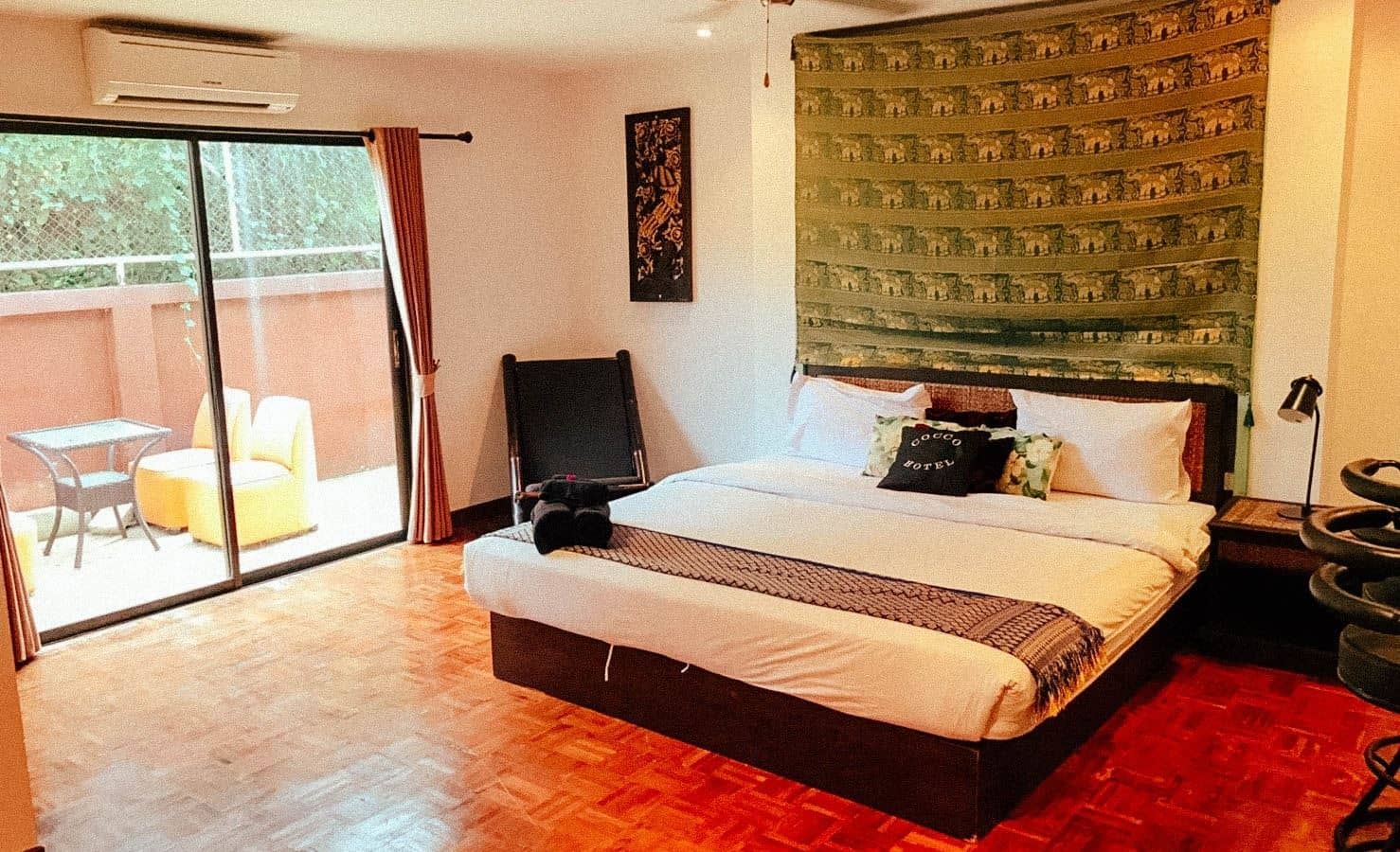 rooms-2-bedroom-pool-deluxe
