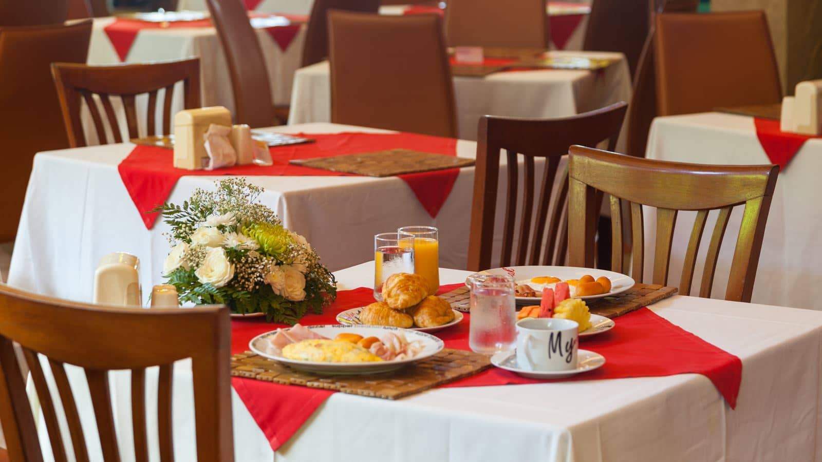 restaurants-tropica-restaurant