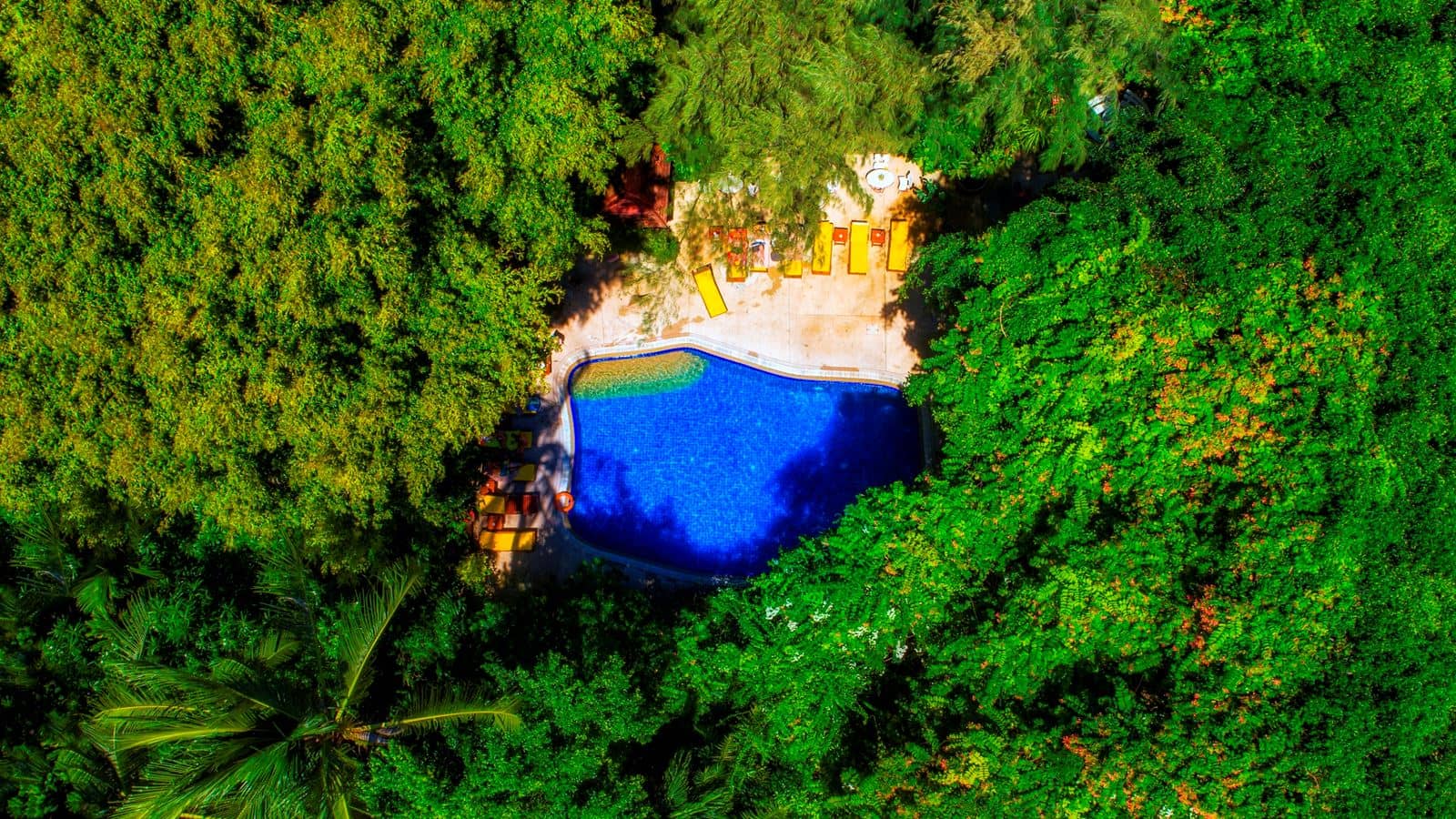 pools-outdoor-pool