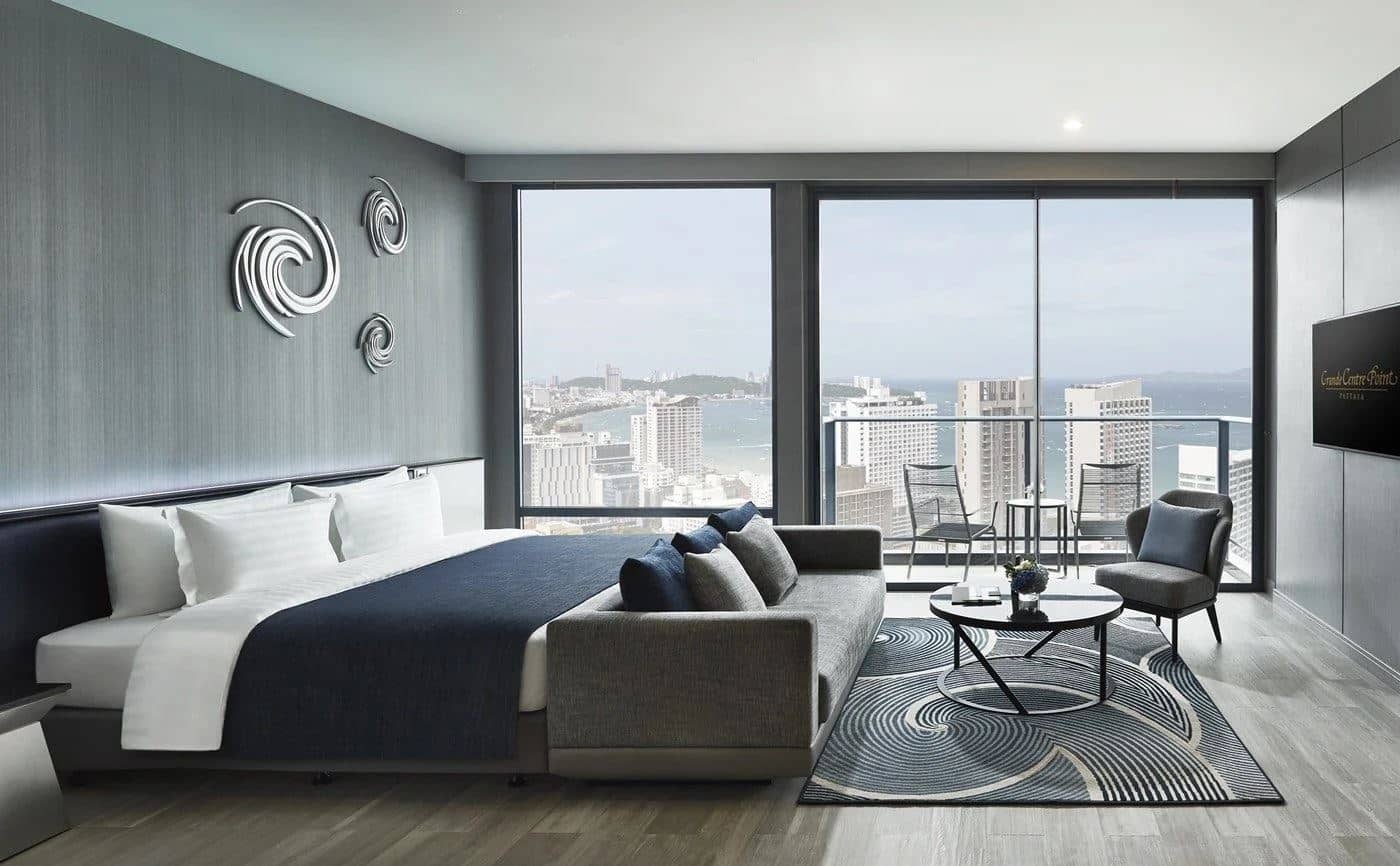 rooms-panoramic-suite-seaview
