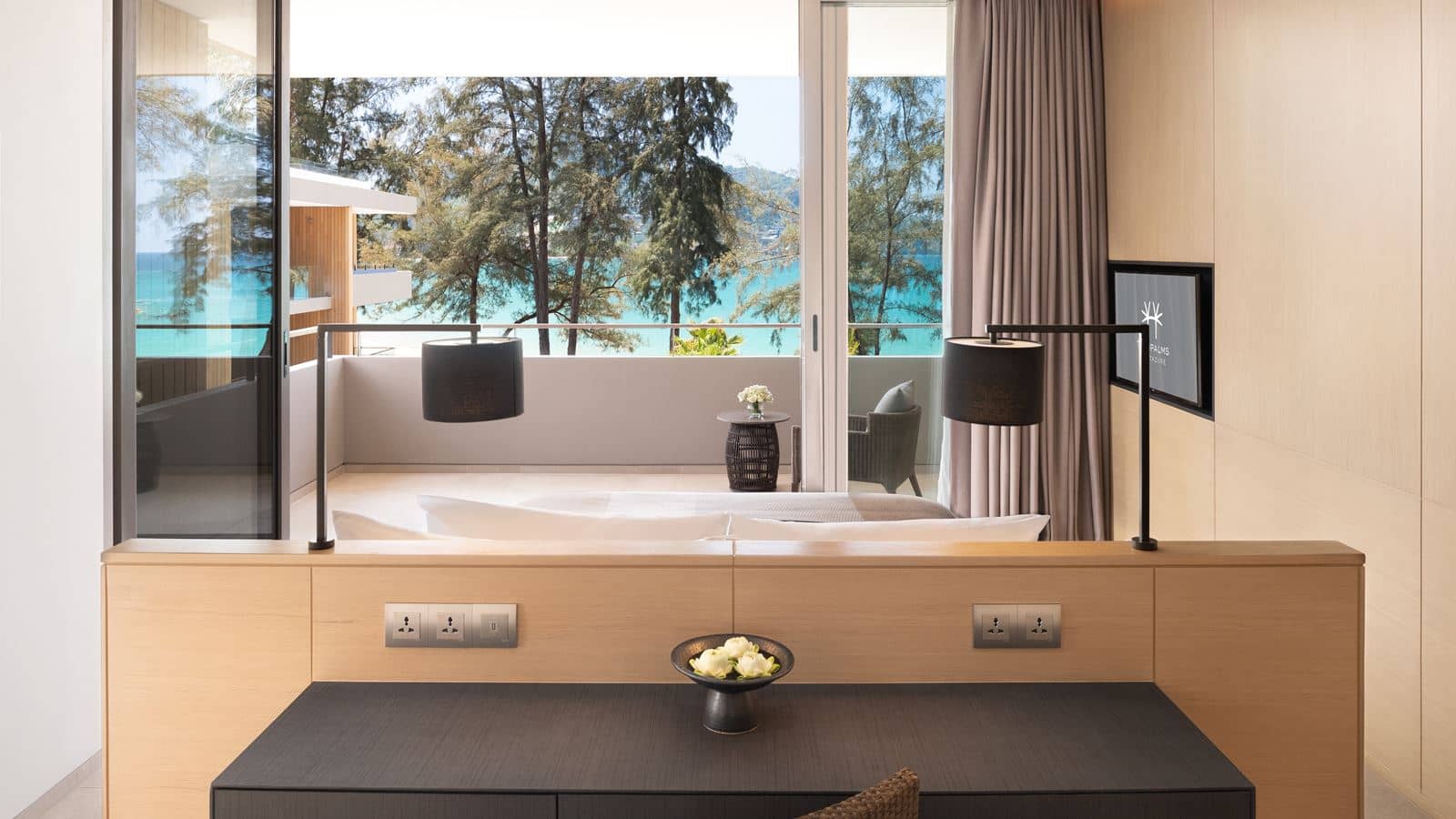 rooms-azure-sea-view-pool-penthouse