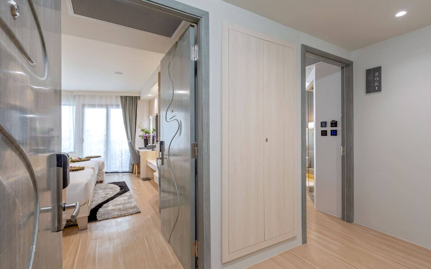 rooms-2-bedrooms-deluxe-family-unit