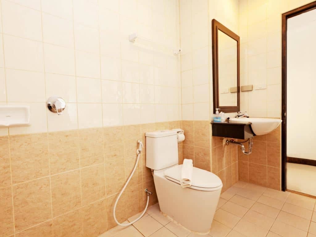rooms-deluxe-room-run-of-house