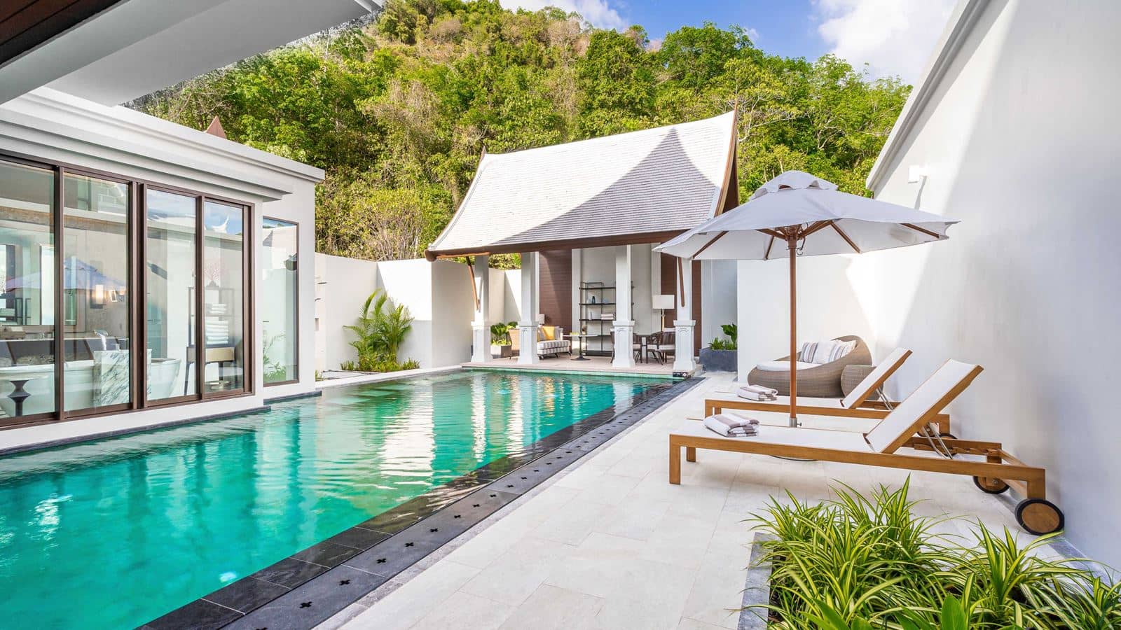 rooms-2-bedroom-villa-club-lounge-access