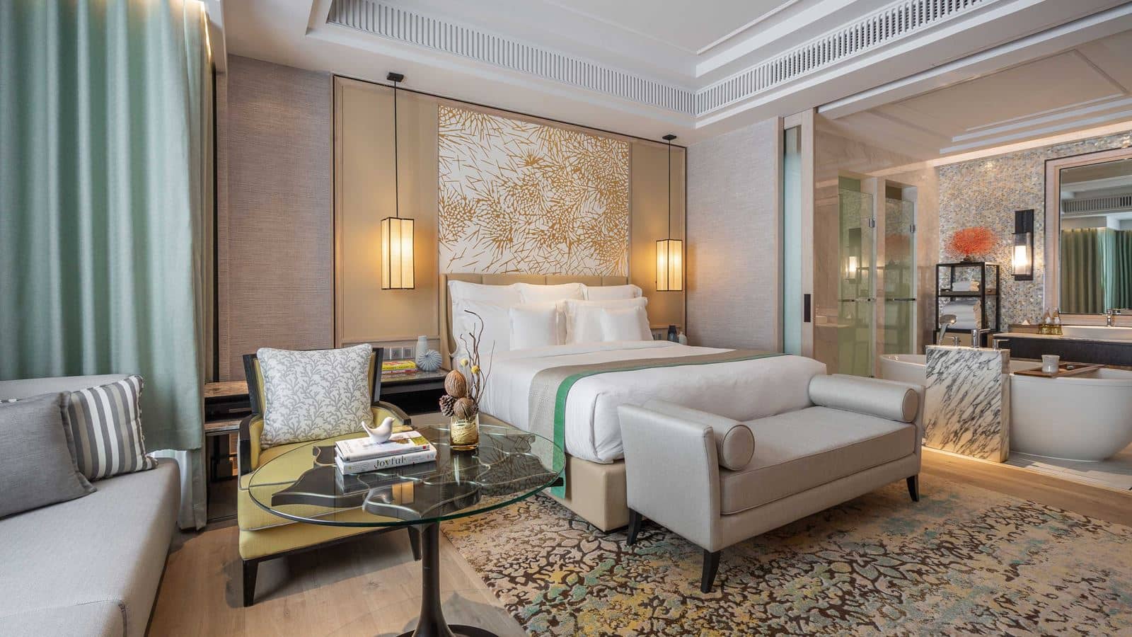 rooms-3-bedroom-villa-club-lounge-access