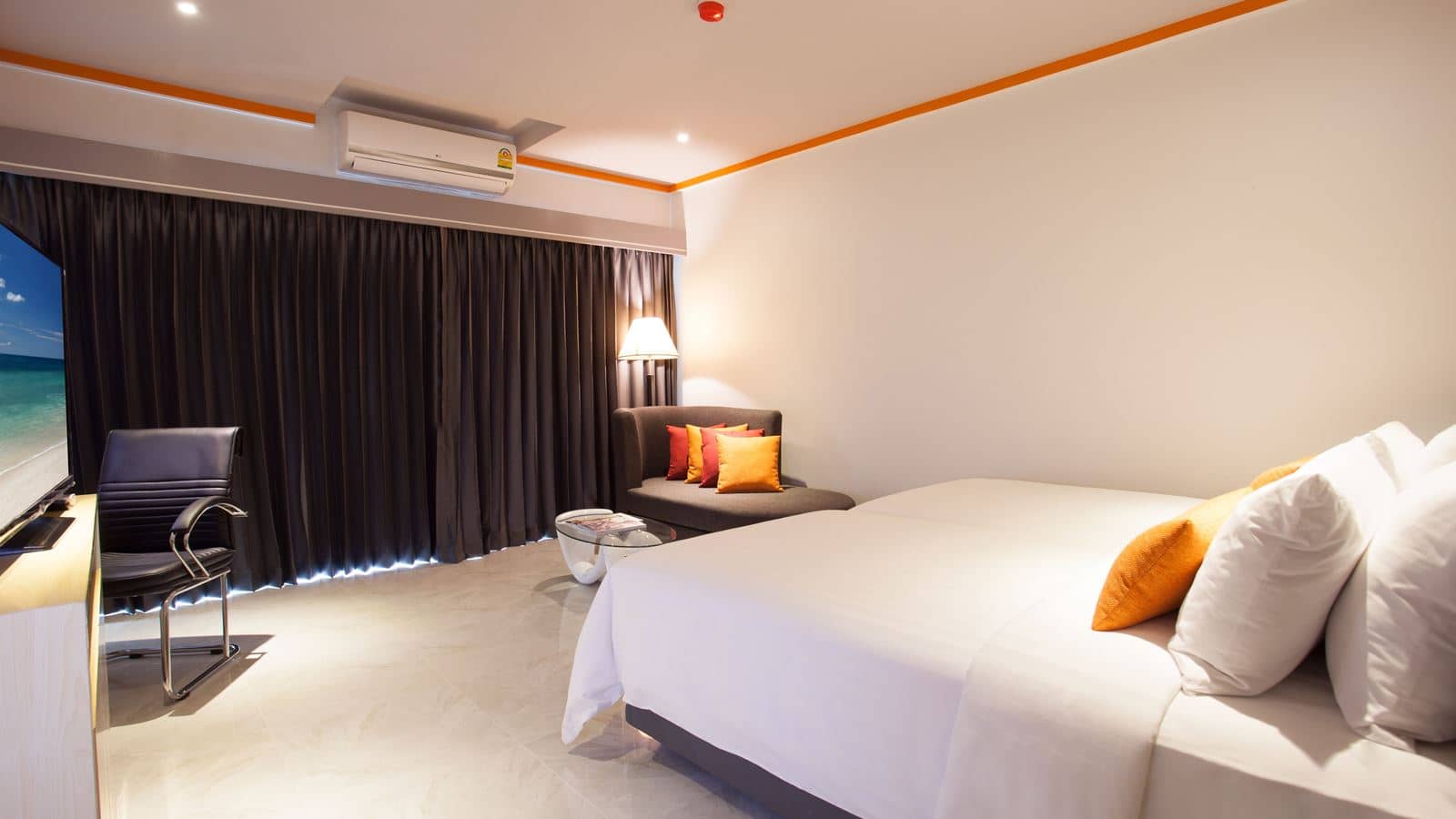 rooms-deluxe-room
