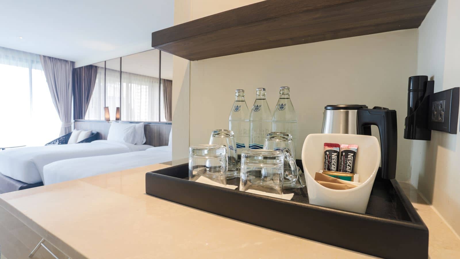 rooms-deluxe-room