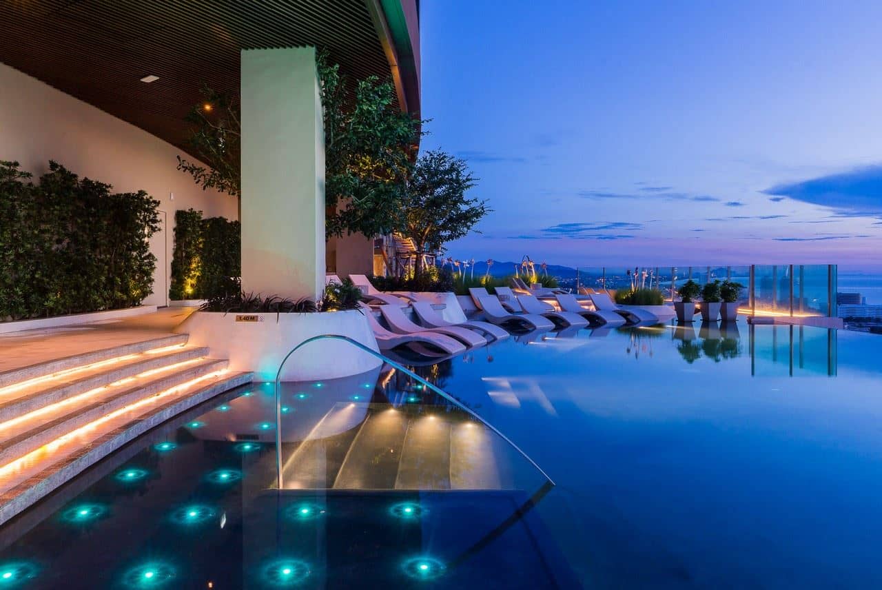 pools-outdoor-pool