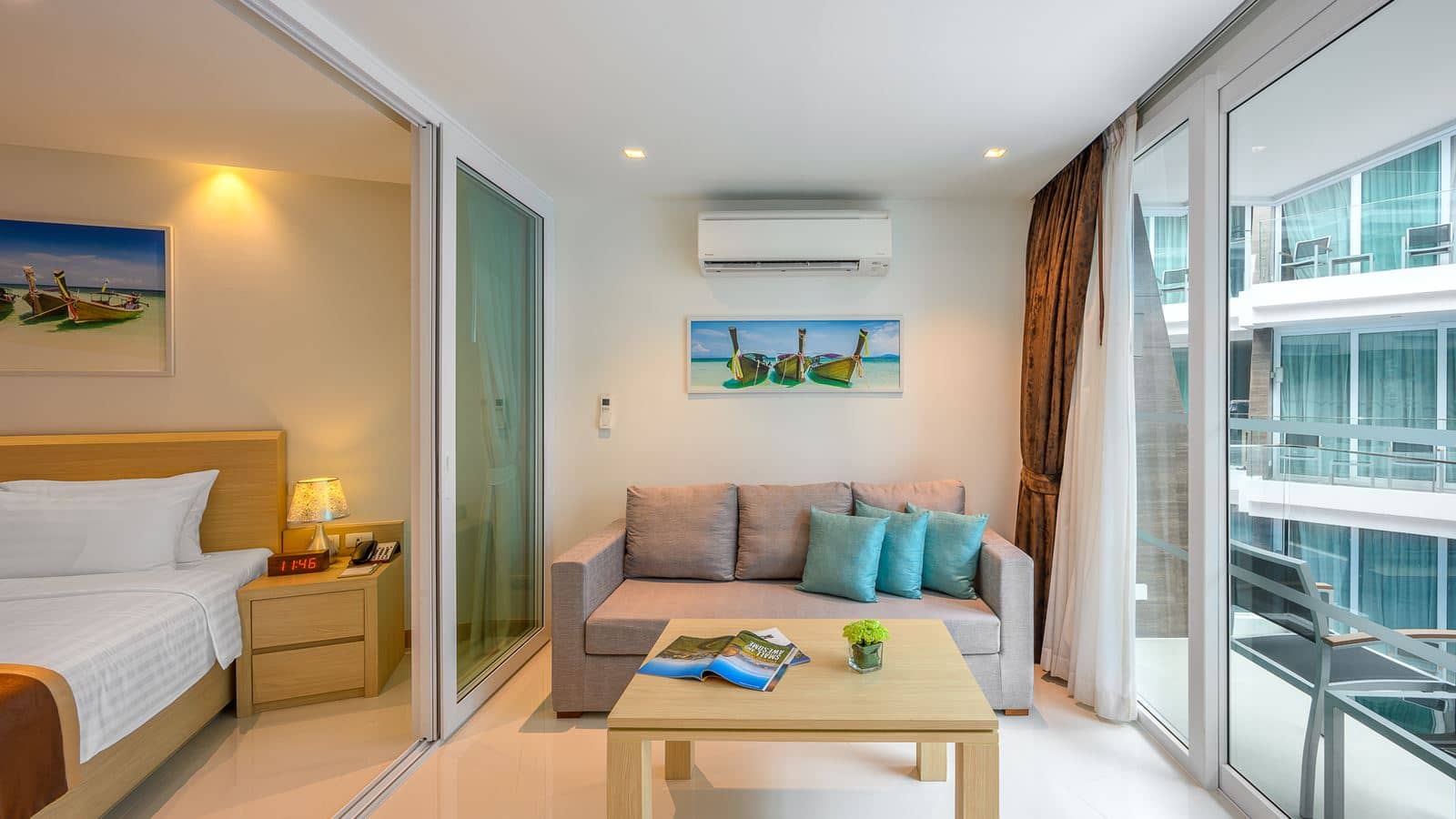 rooms-one-bedroom-seaview-suite