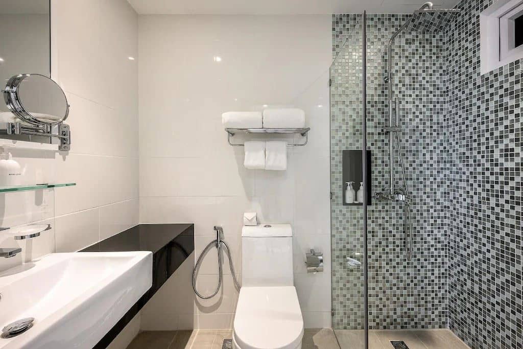rooms-superior-room
