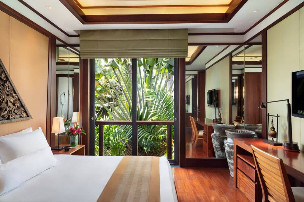 rooms-3-bedroom-penthouse-pool-suite