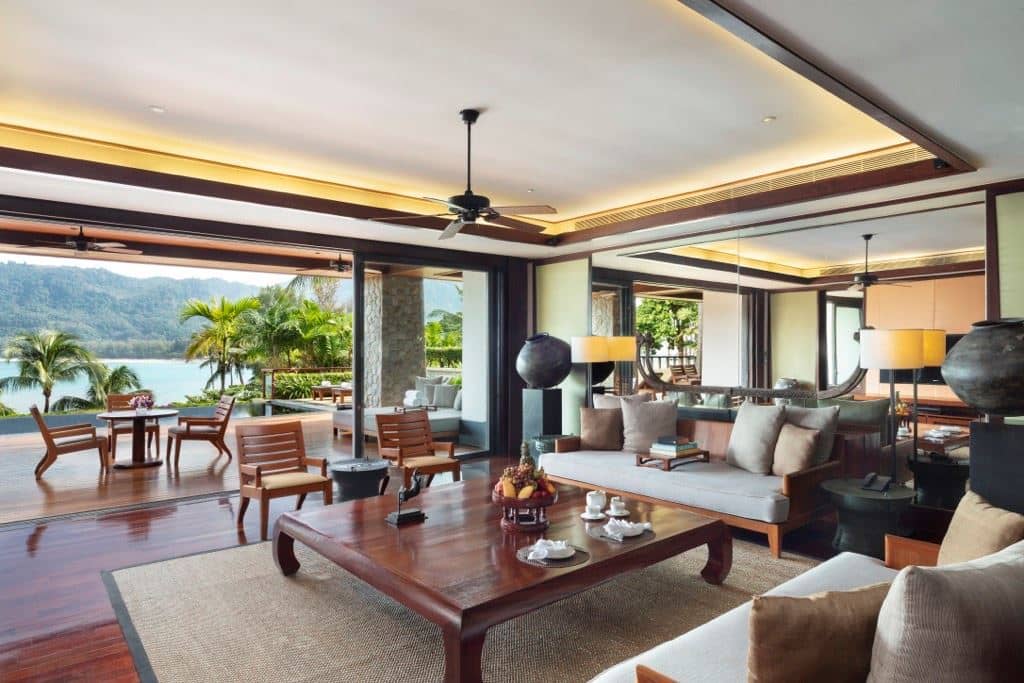 rooms-4-bedroom-pool-suite