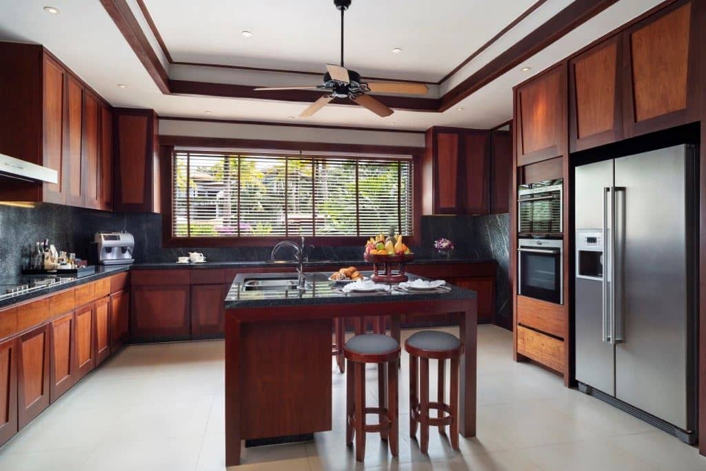 rooms-4-bedroom-pool-suite
