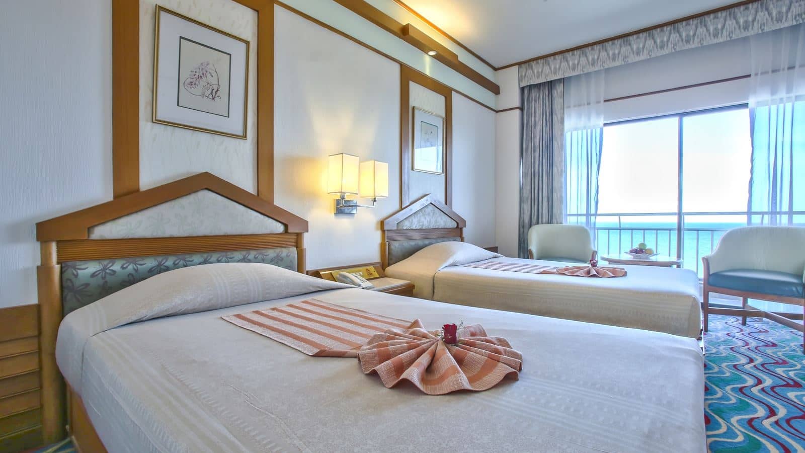 rooms-superior-room