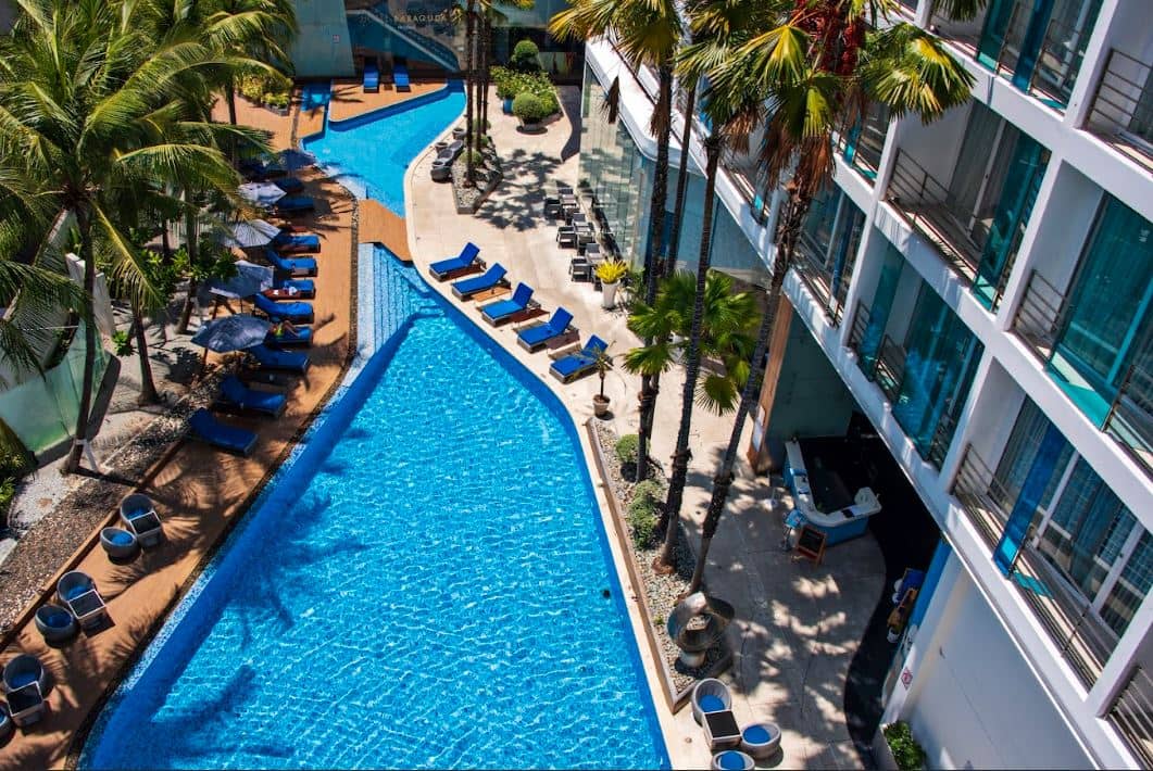 pools-outdoor-pool
