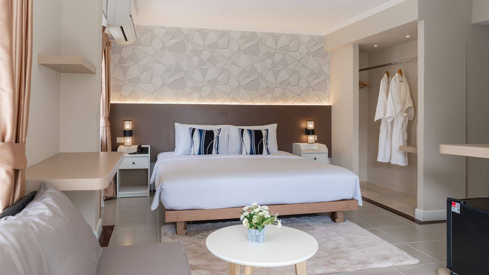 rooms-corner-suite