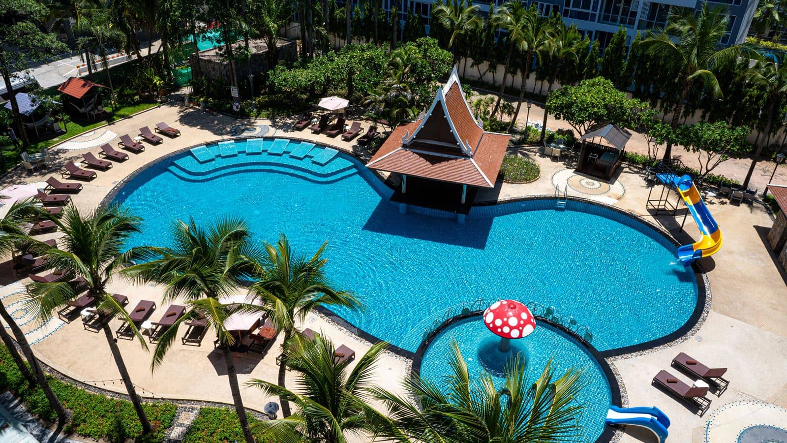 pools-outdoor-pool