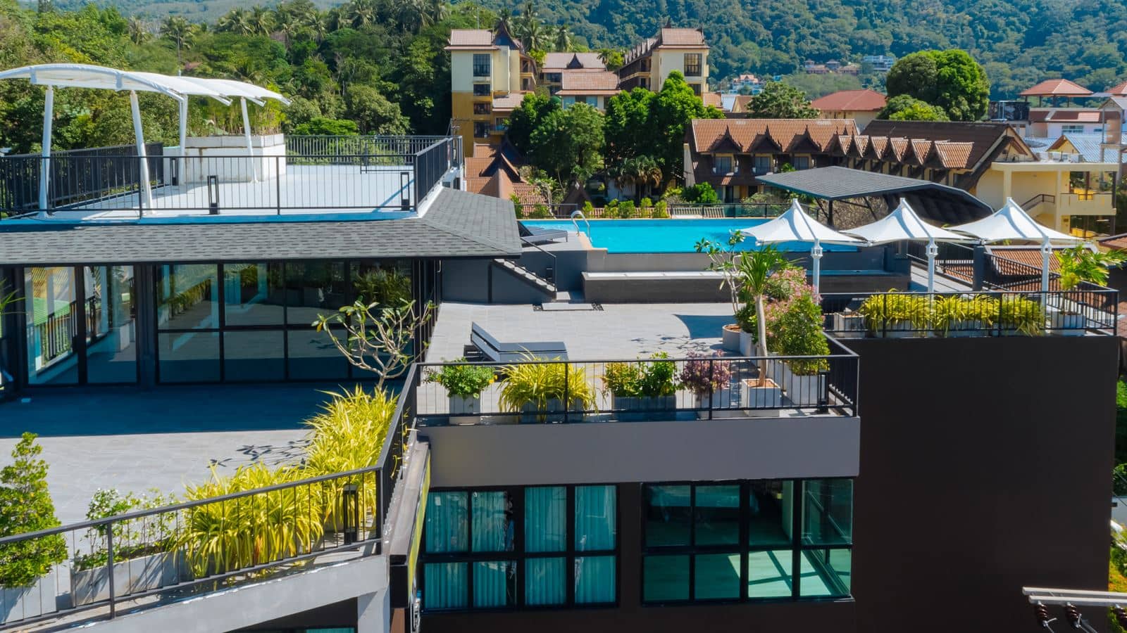 pools-outdoor-pool