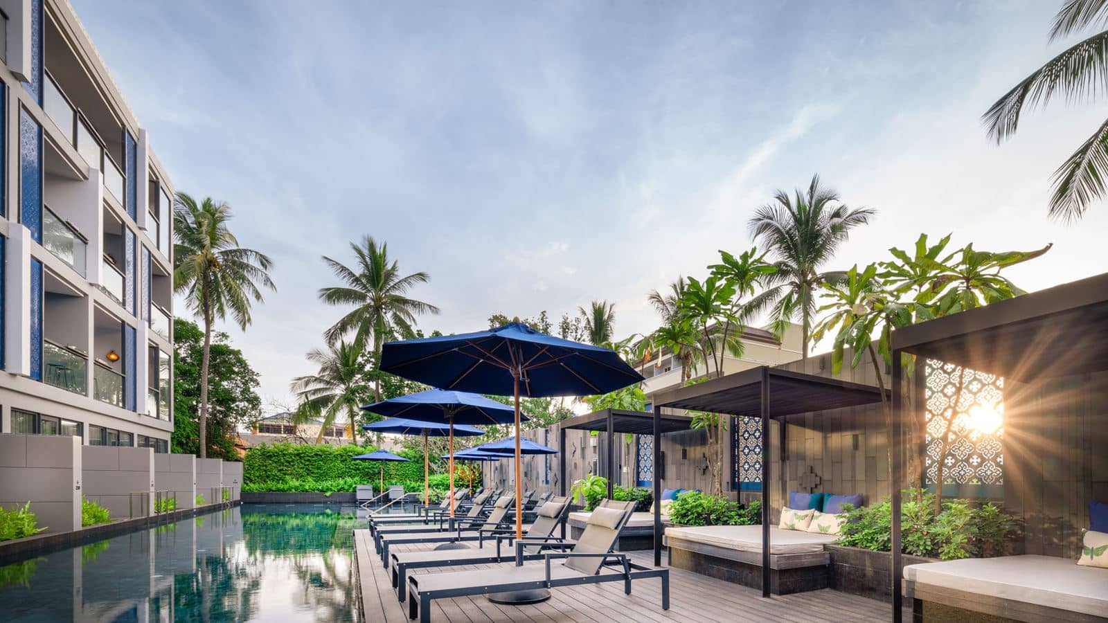 rooms-standard-pool-view