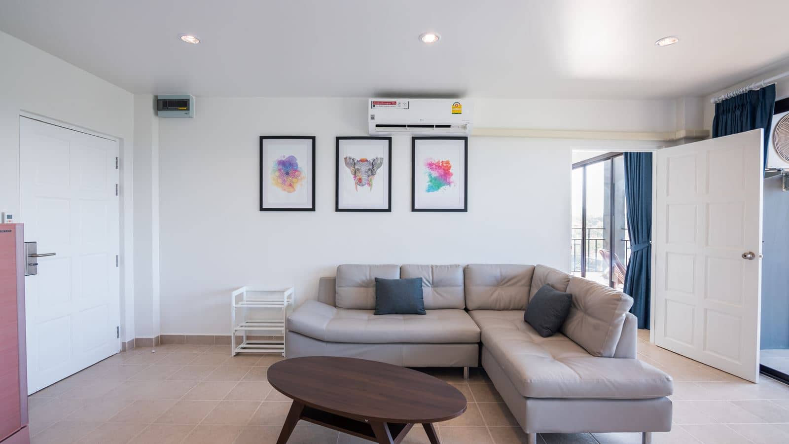 rooms-suite-2br-pool-view