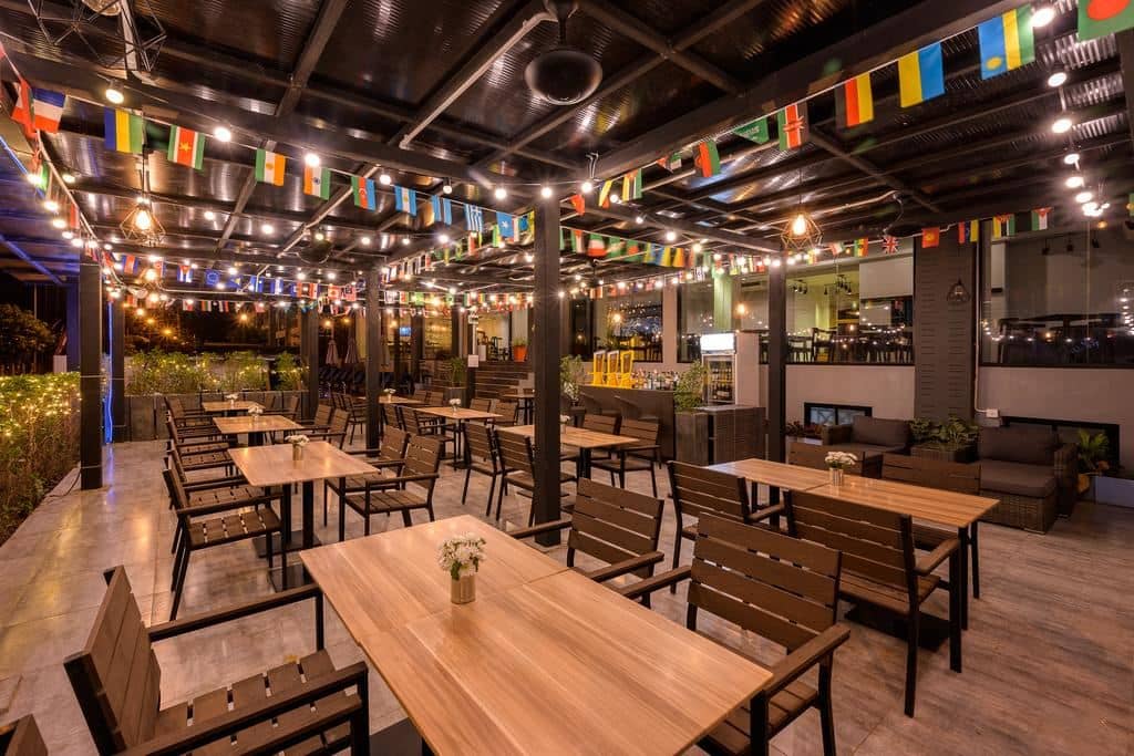 restaurants-beer-garden-restaurant