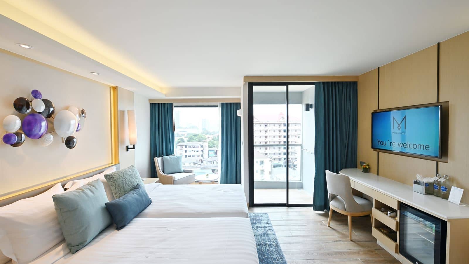 rooms-superior-room