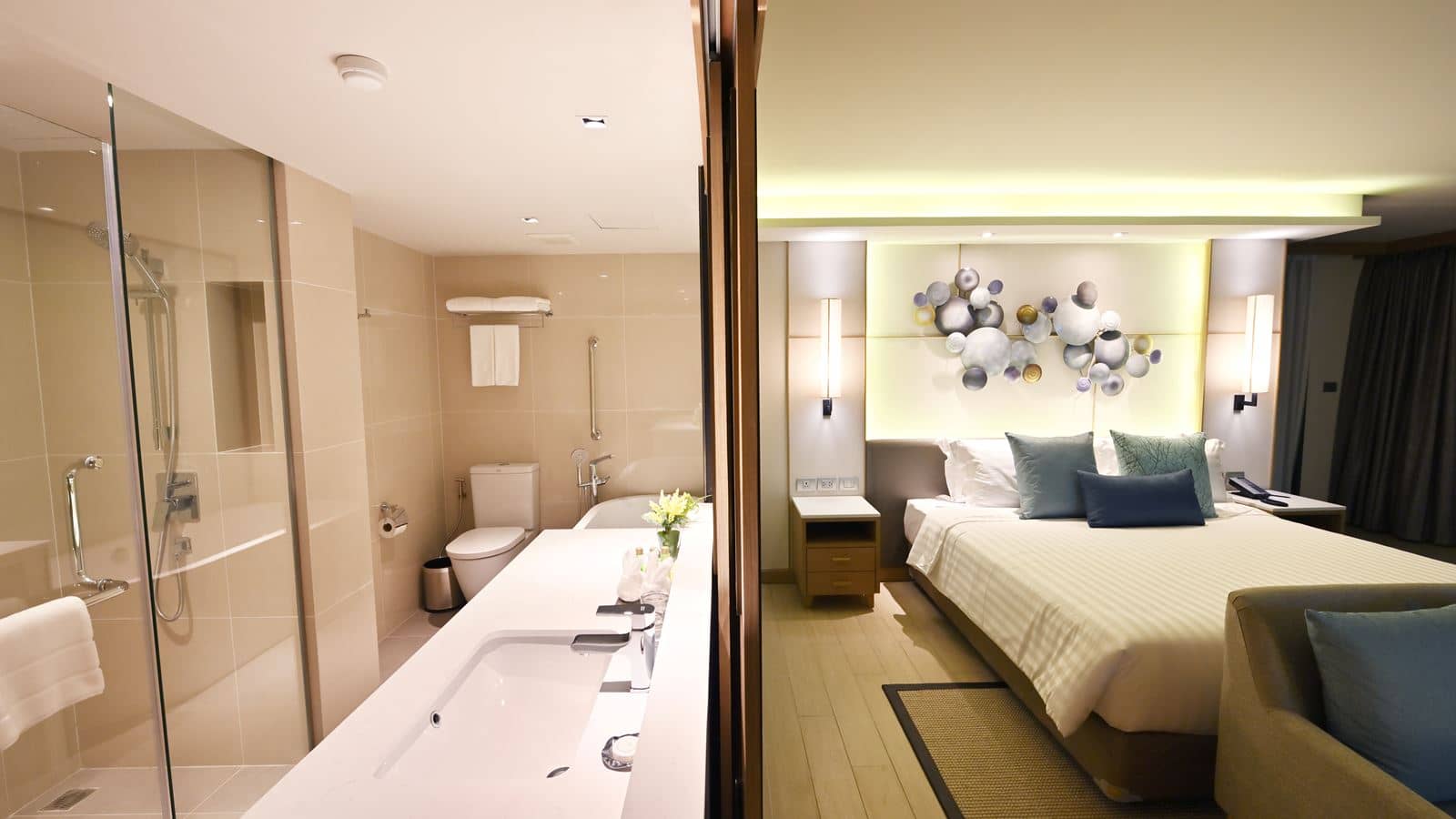 rooms-royal-suite