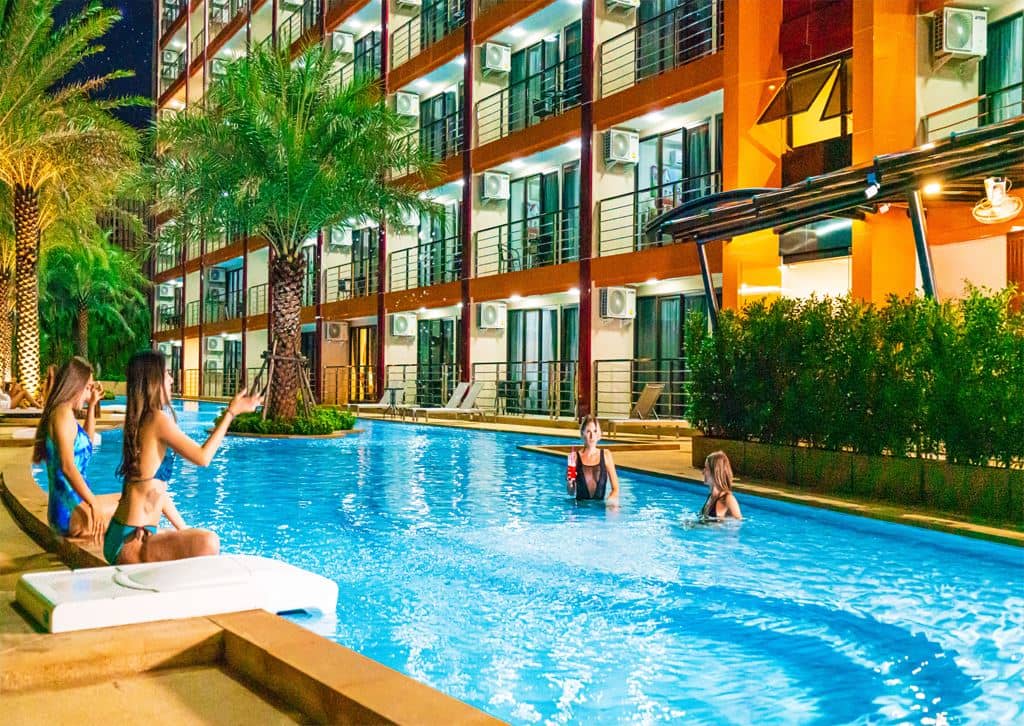 pools-outdoor-pool