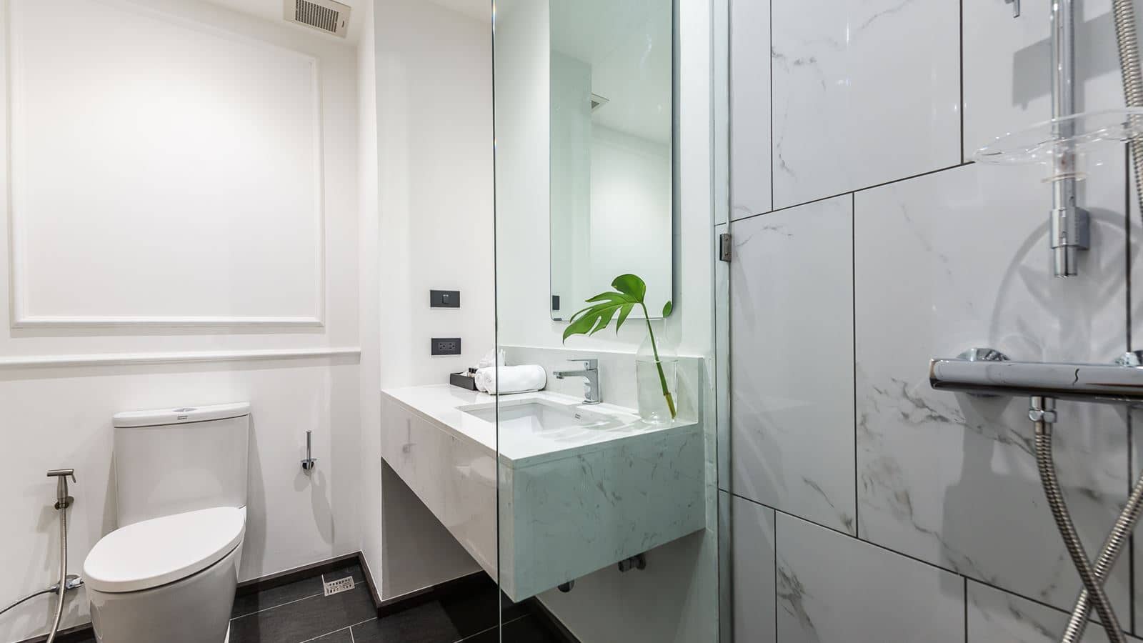 rooms-deluxe-room