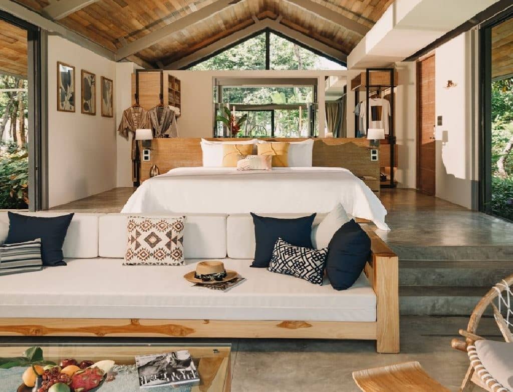 rooms-one-bedroom-pool-villa