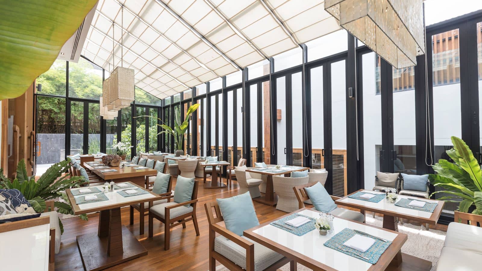 restaurants-rocks-restaurant