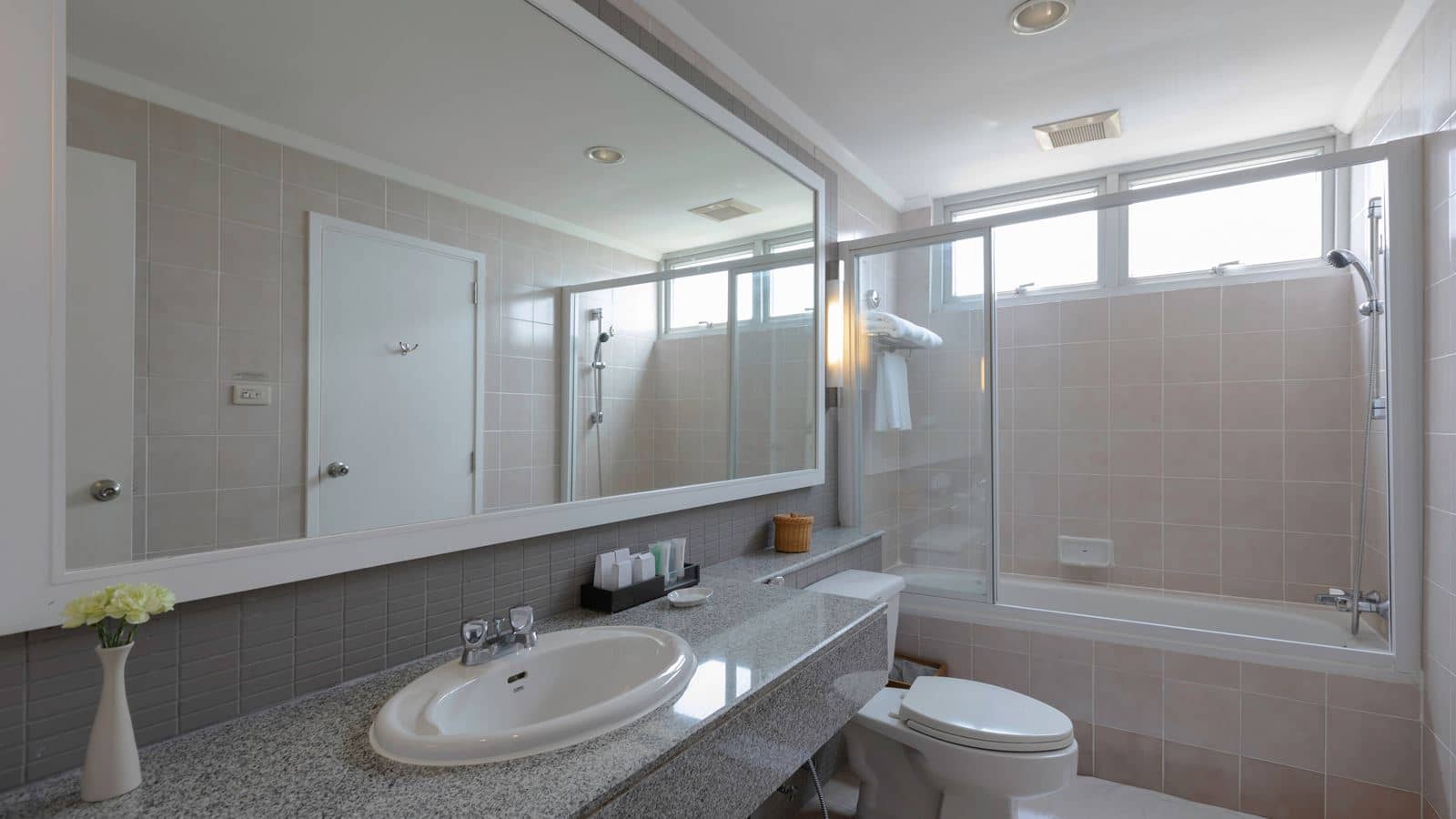rooms-two-bedrooms-suite