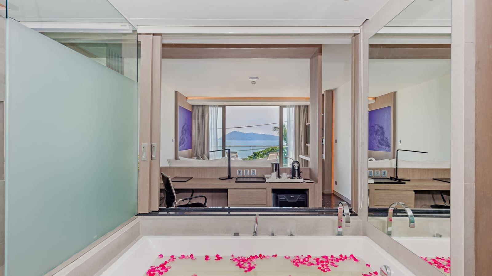 rooms-ocean-room