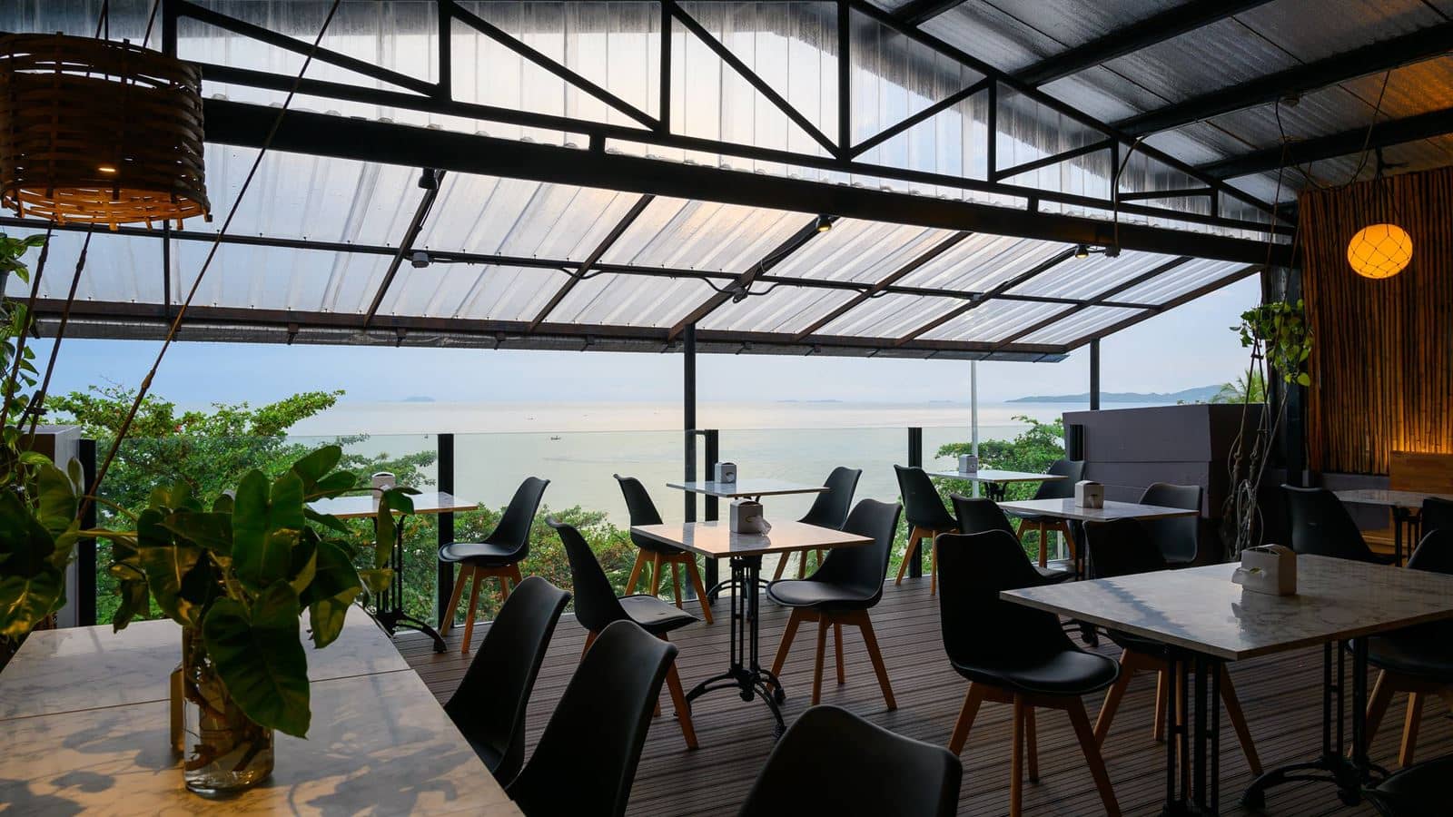 restaurants-sky-terrace