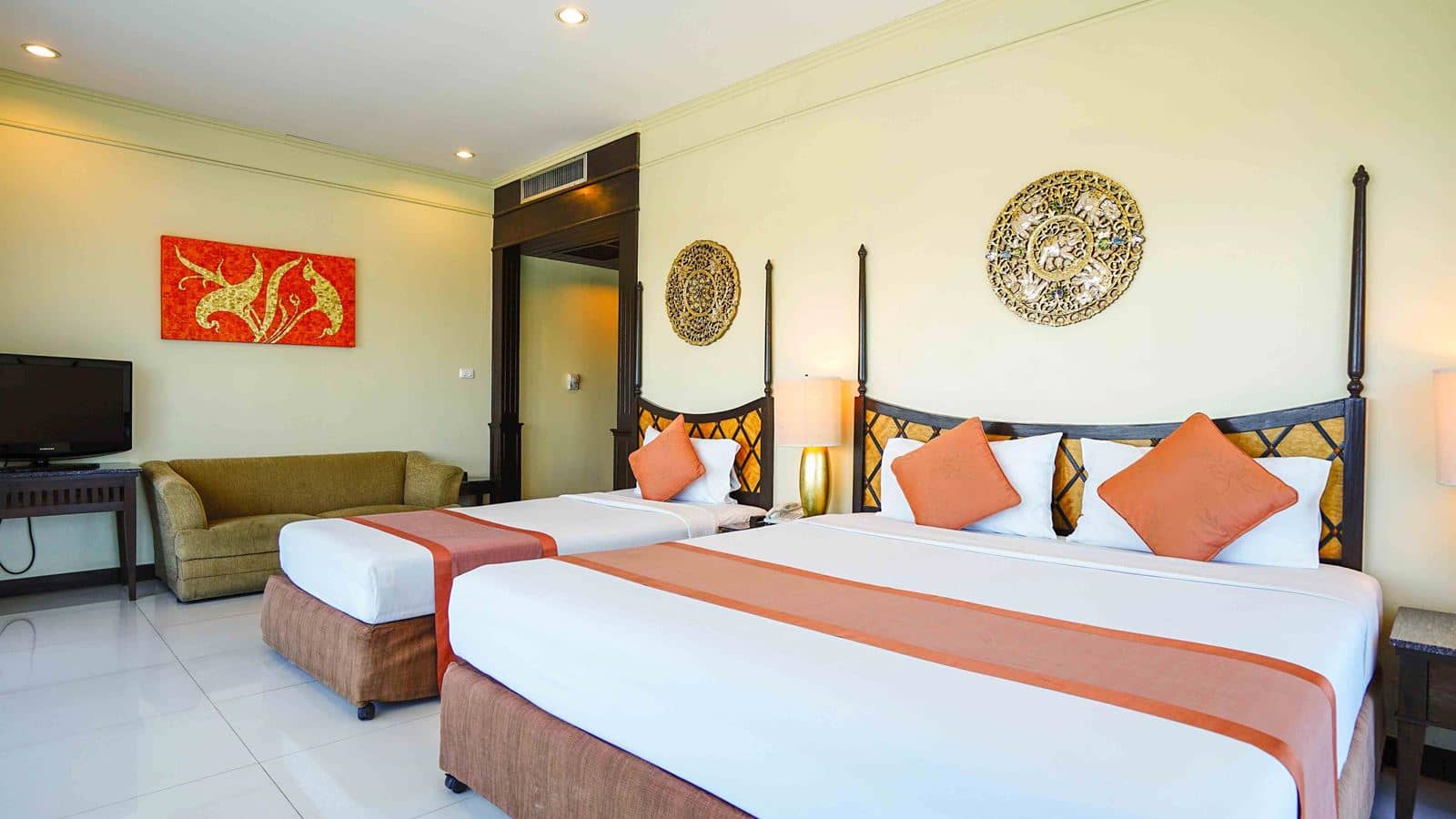 rooms-deluxe-room