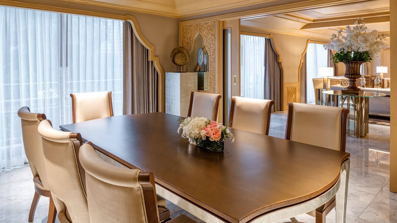 rooms-royal-suite