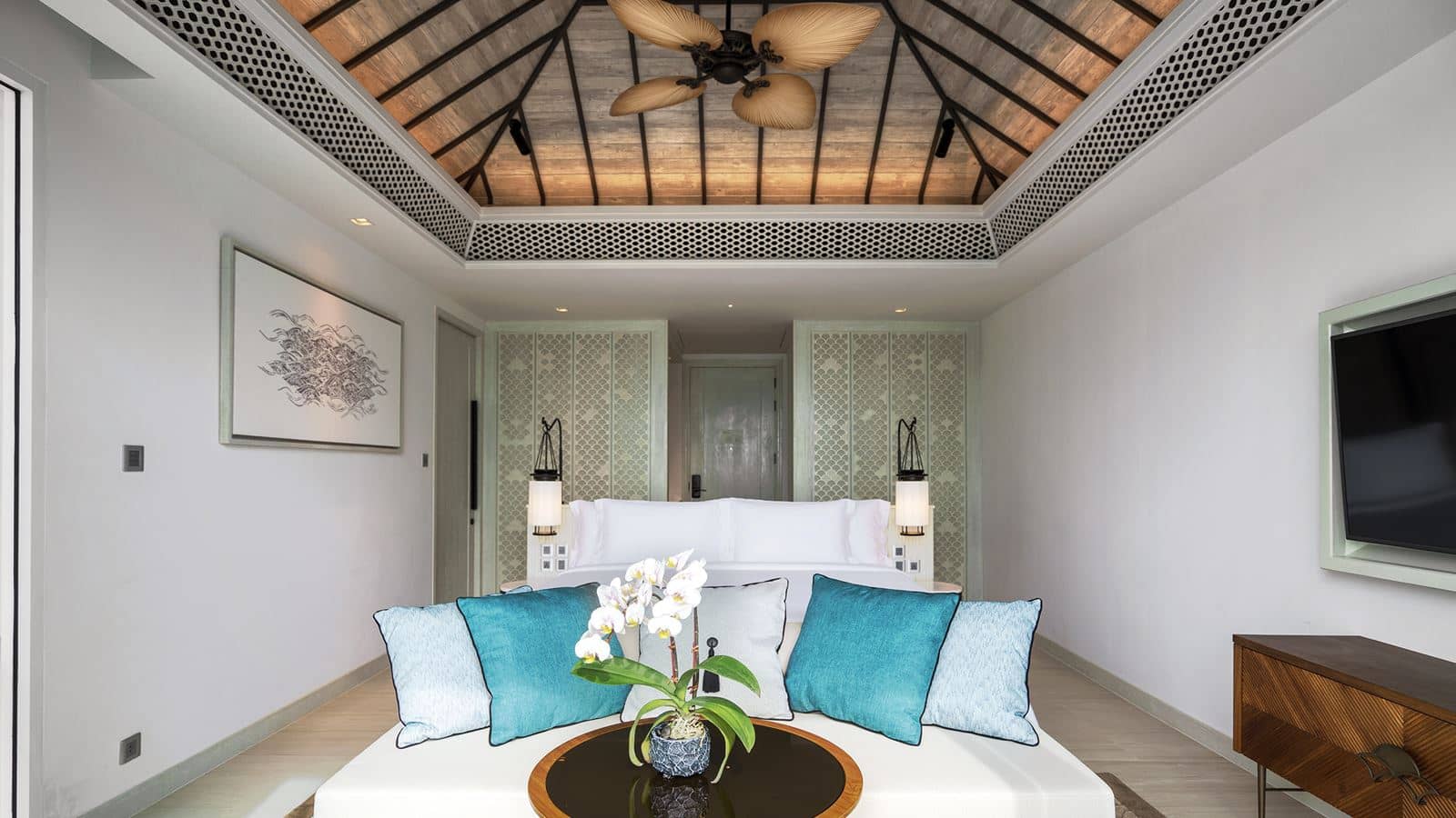 rooms-partial-ocean-pool-suite