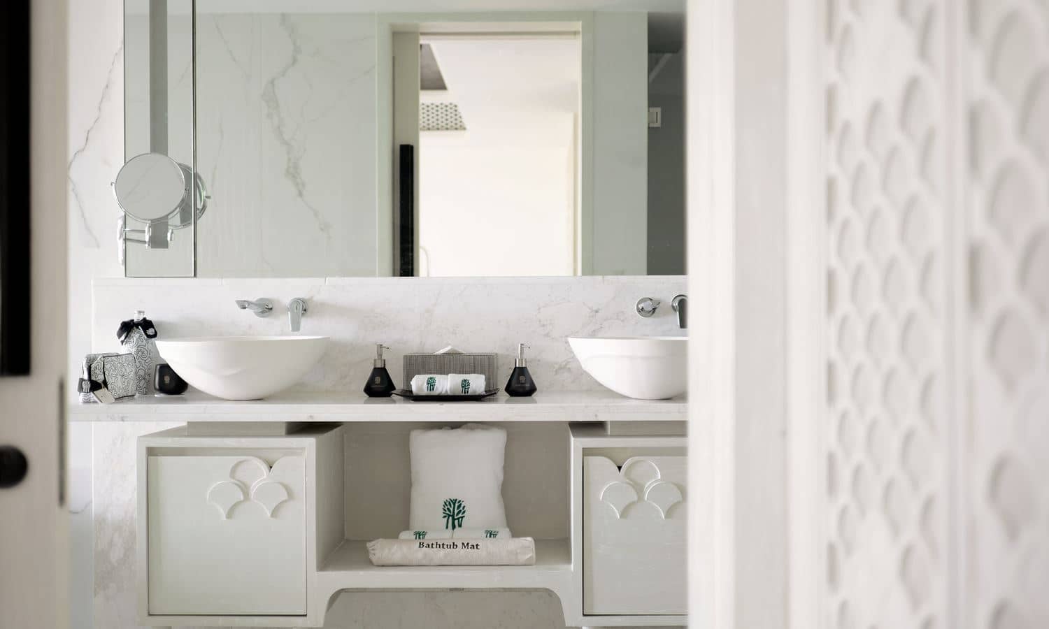 rooms-premium-ocean-pool-suite