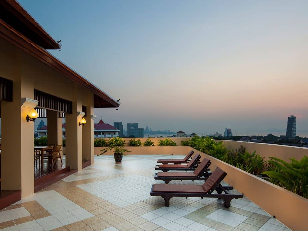 pools-outdoor-pool